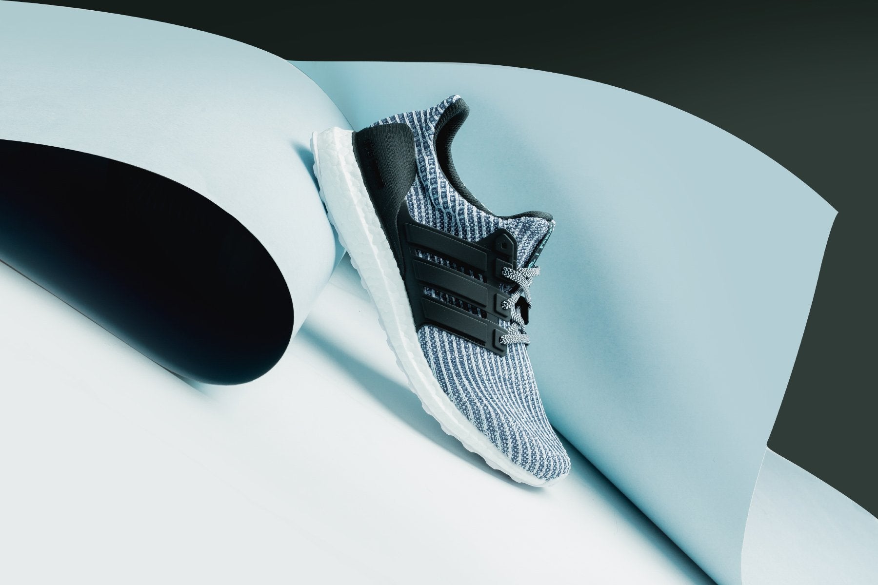 Adidas x Parley Ultraboost 4.0 "White/Carbon" Available Now Feature Adidas x Parley Ultraboost 4.0 "White/Carbon" Available Now Feature