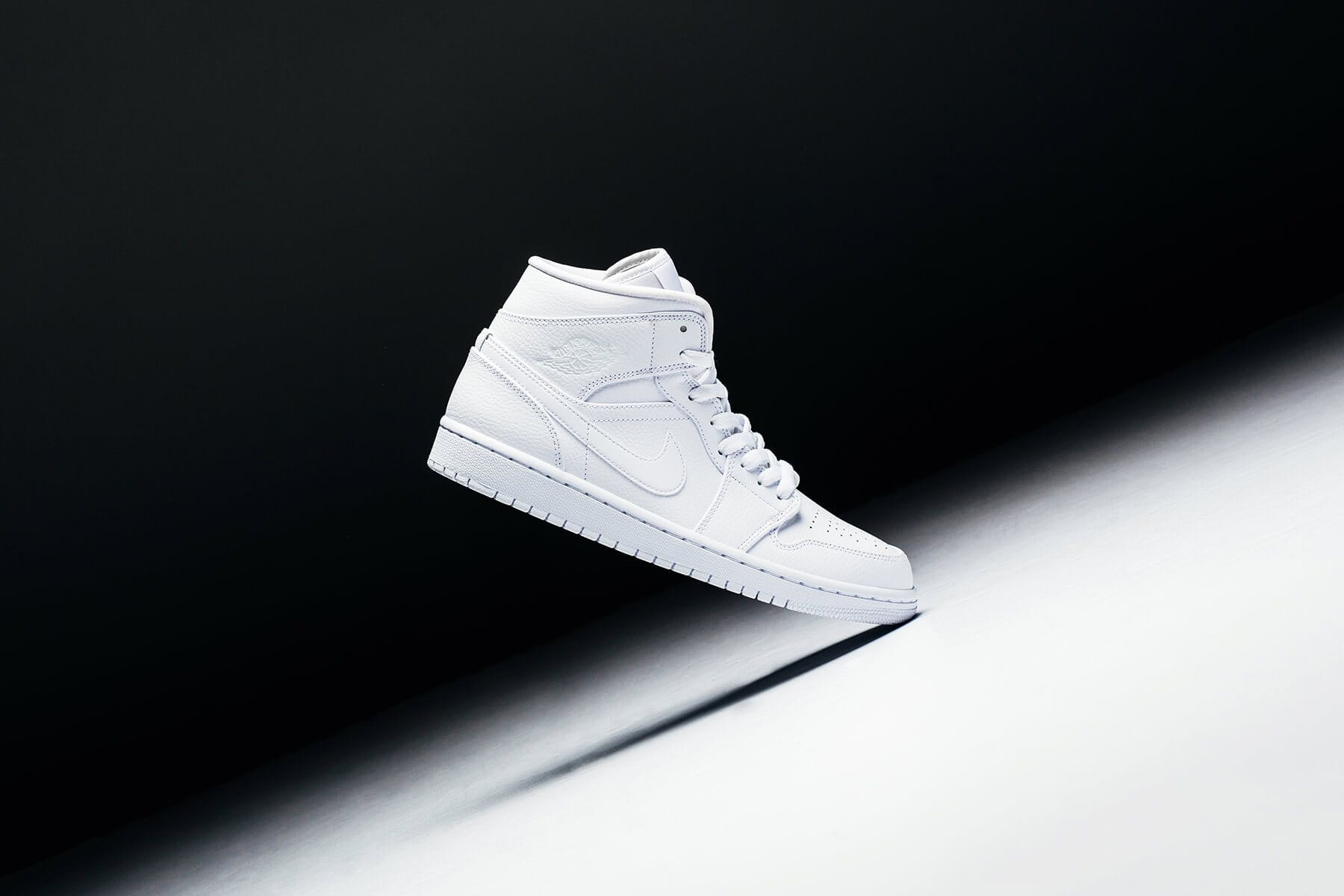 Air Jordan 1 Mid 