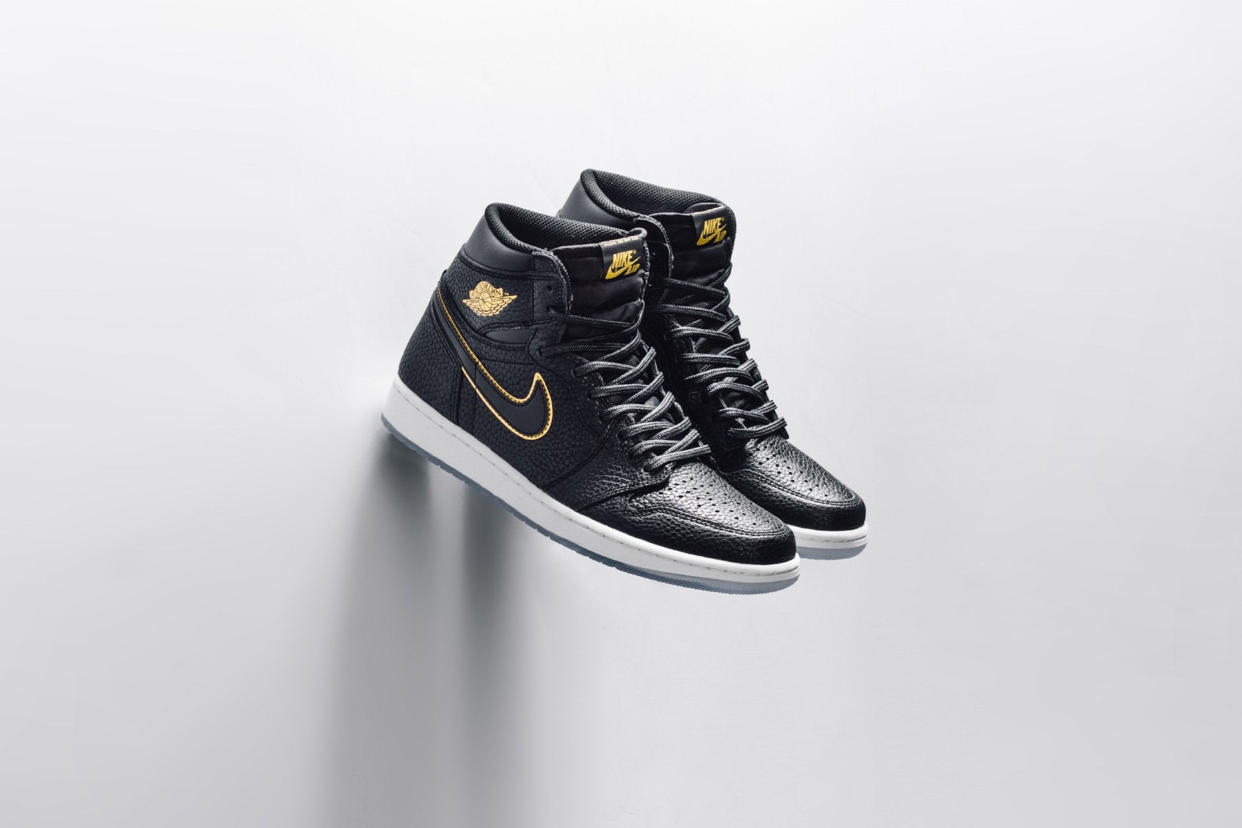 Air Jordan Retro 1 Hi OG 