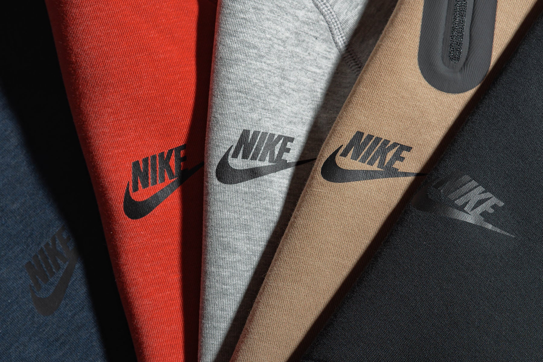 Holiday Gift Guide for Nike Apparel & Footwear