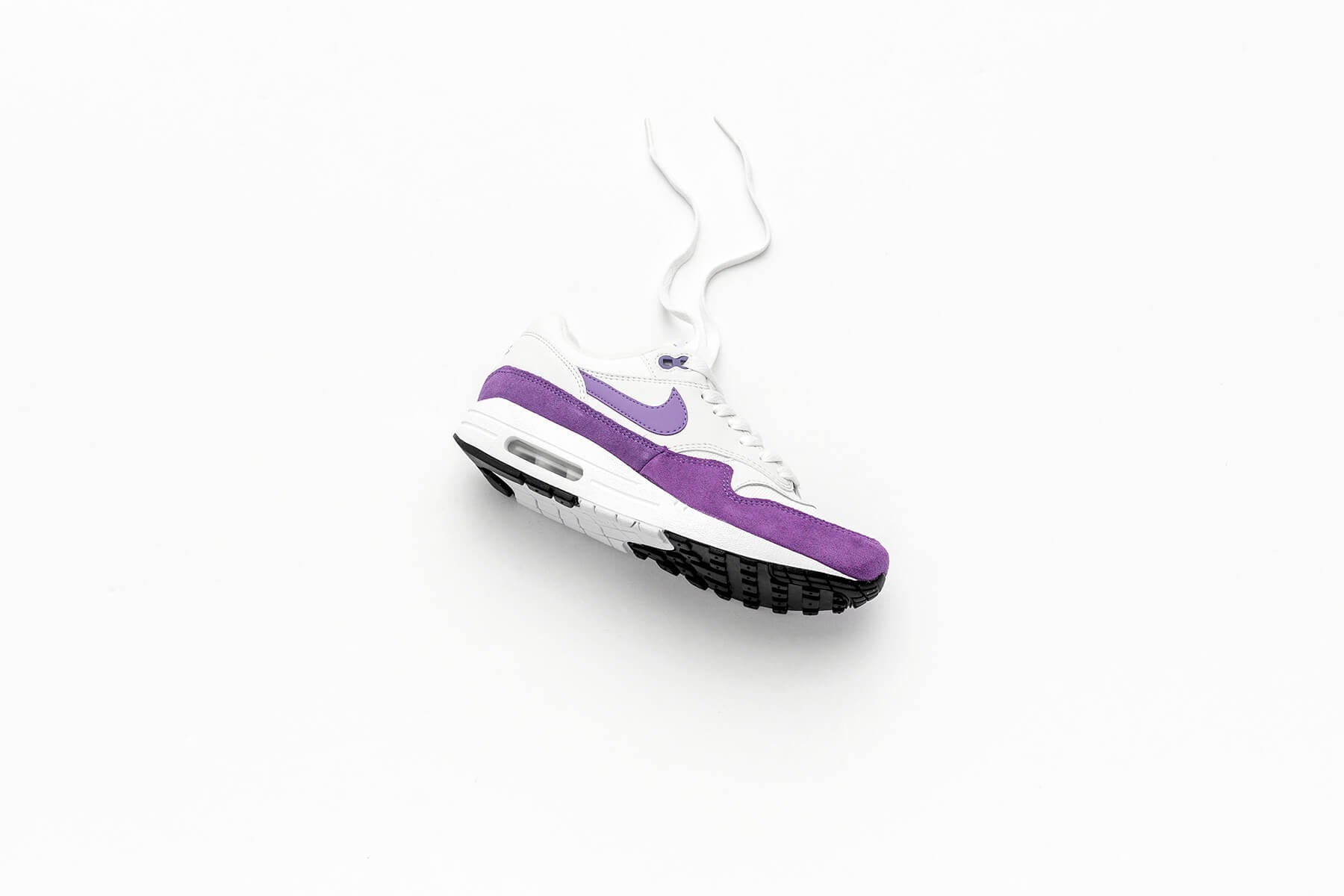 cijfer Kinderen driehoek Nike Women's Air Max 1 "Summit White/Atomic Violet" Available Now – Feature