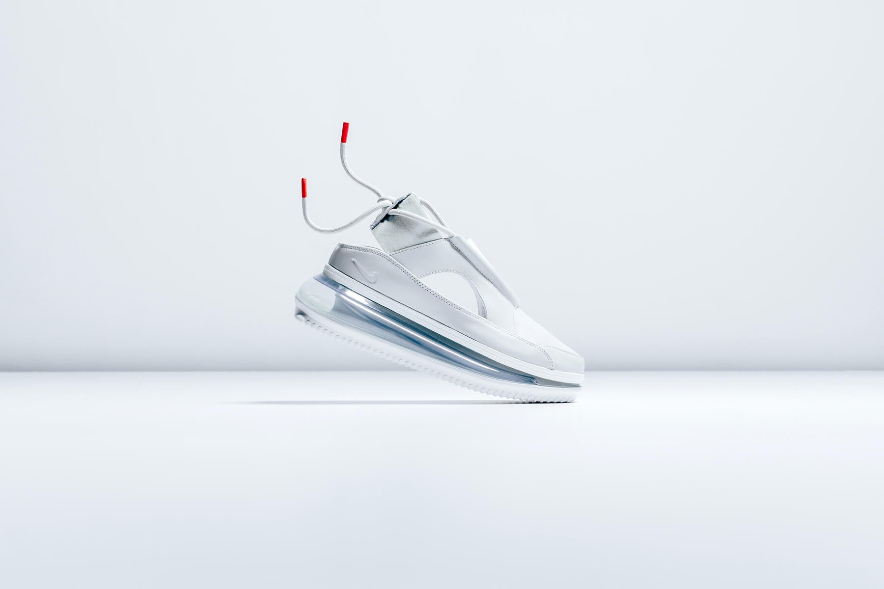 zebra Horizontaal klinker Nike Women's Air Max FF 720 "Summit White/Light Bone" Available Now –  Feature