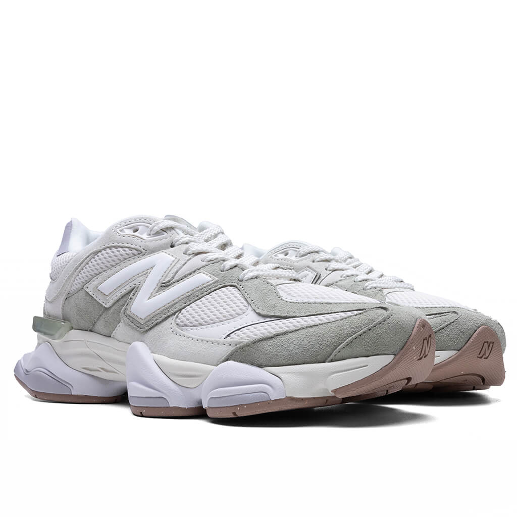 New Balance 9060 25cm ホワイト/グレー　スネーク 9060 - Garter Snake/Pearl Grey – Feature