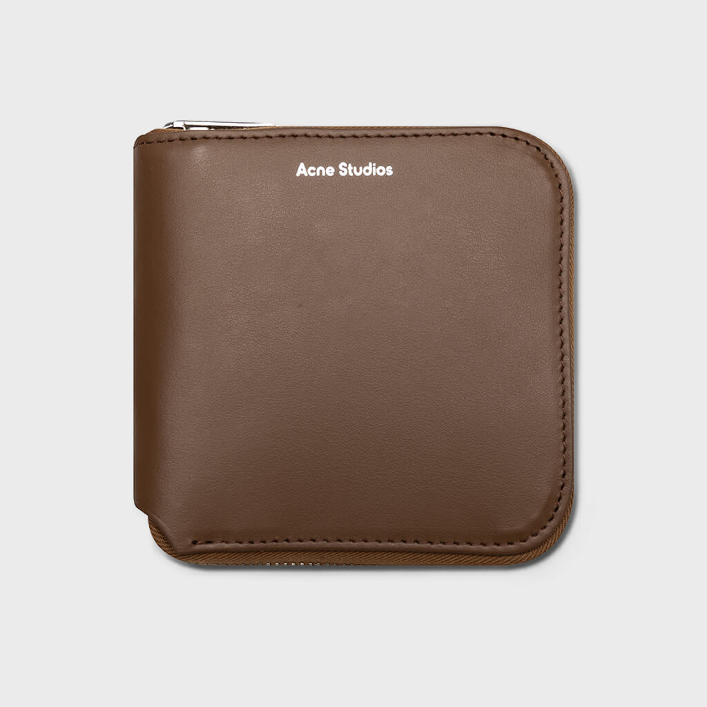 Zipped Wallet - Camel Brown – Feature