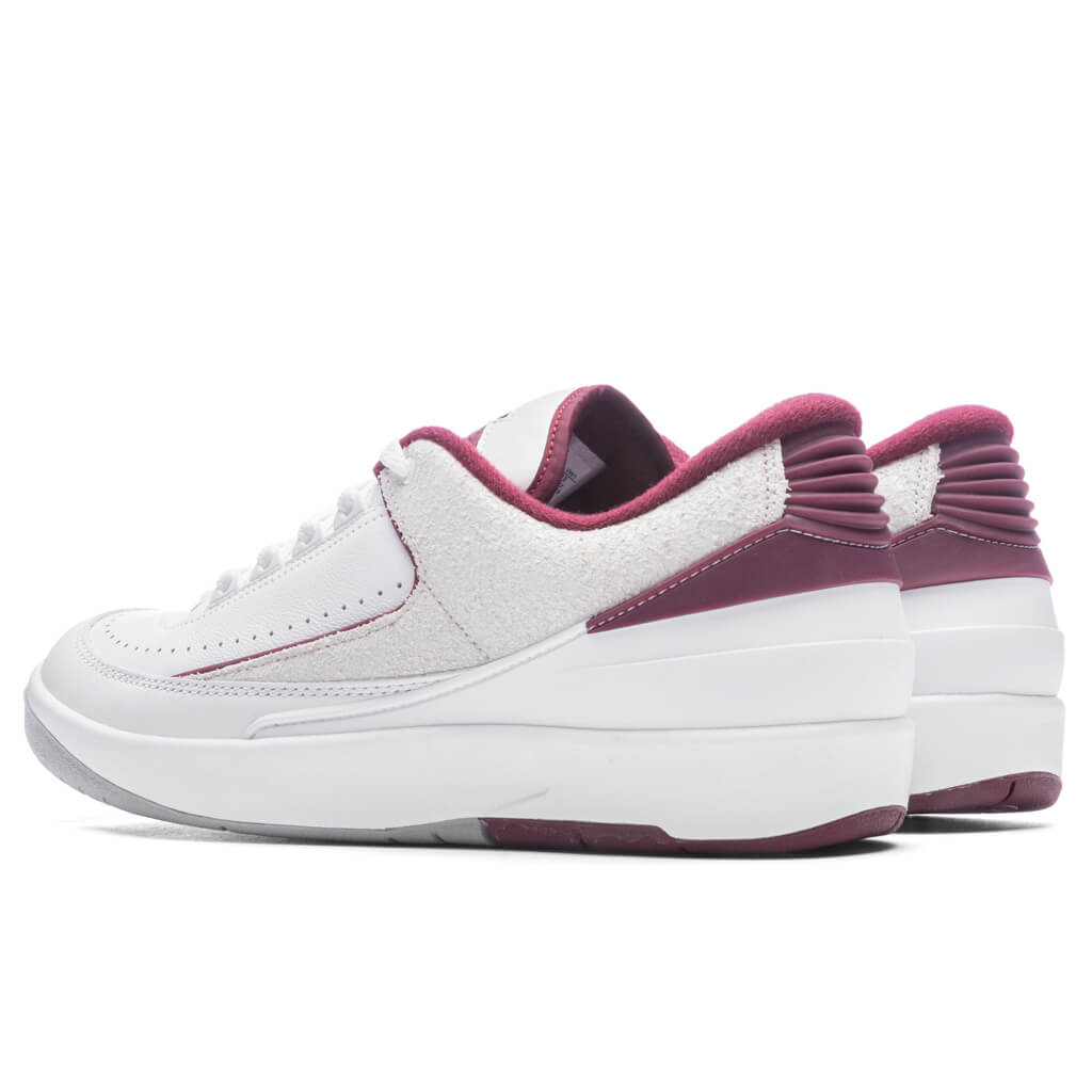 Air Jordan 2 Retro Low Men (white / cherrywood red-lt steel grey)