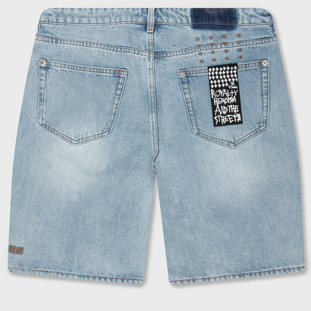 Anti K Short - Krystal – Feature