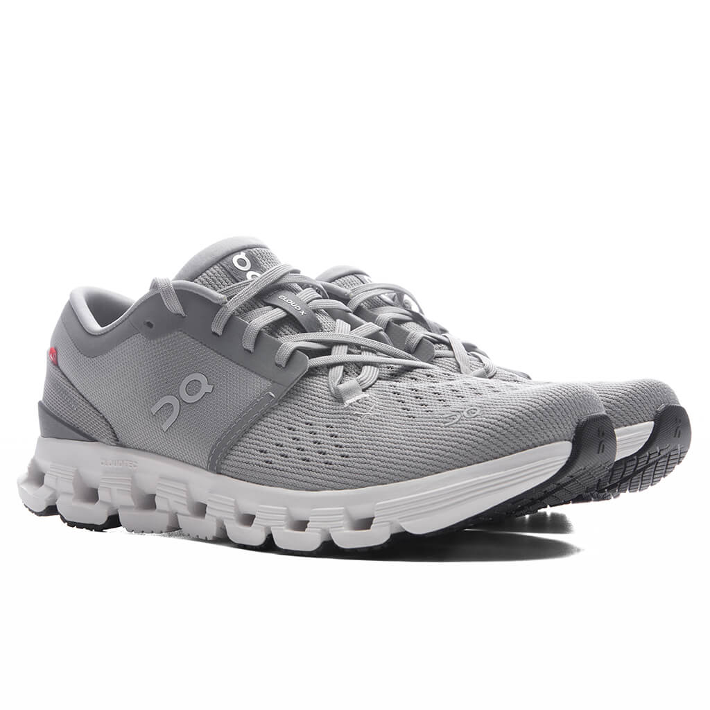 Cloud X 4 - Alloy/Ivory – Feature
