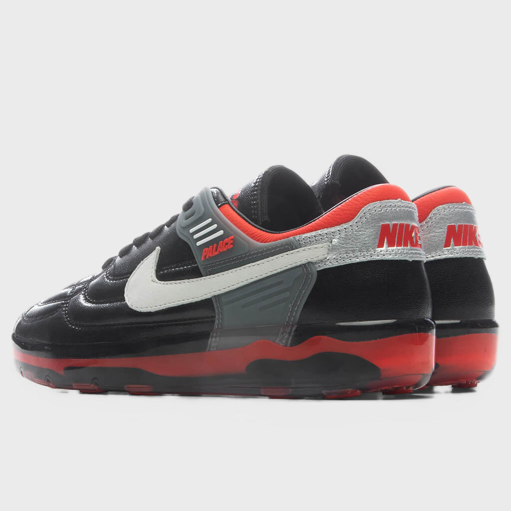 Cryoshot Air Speed M x England x Palace - Black/White/Crimson