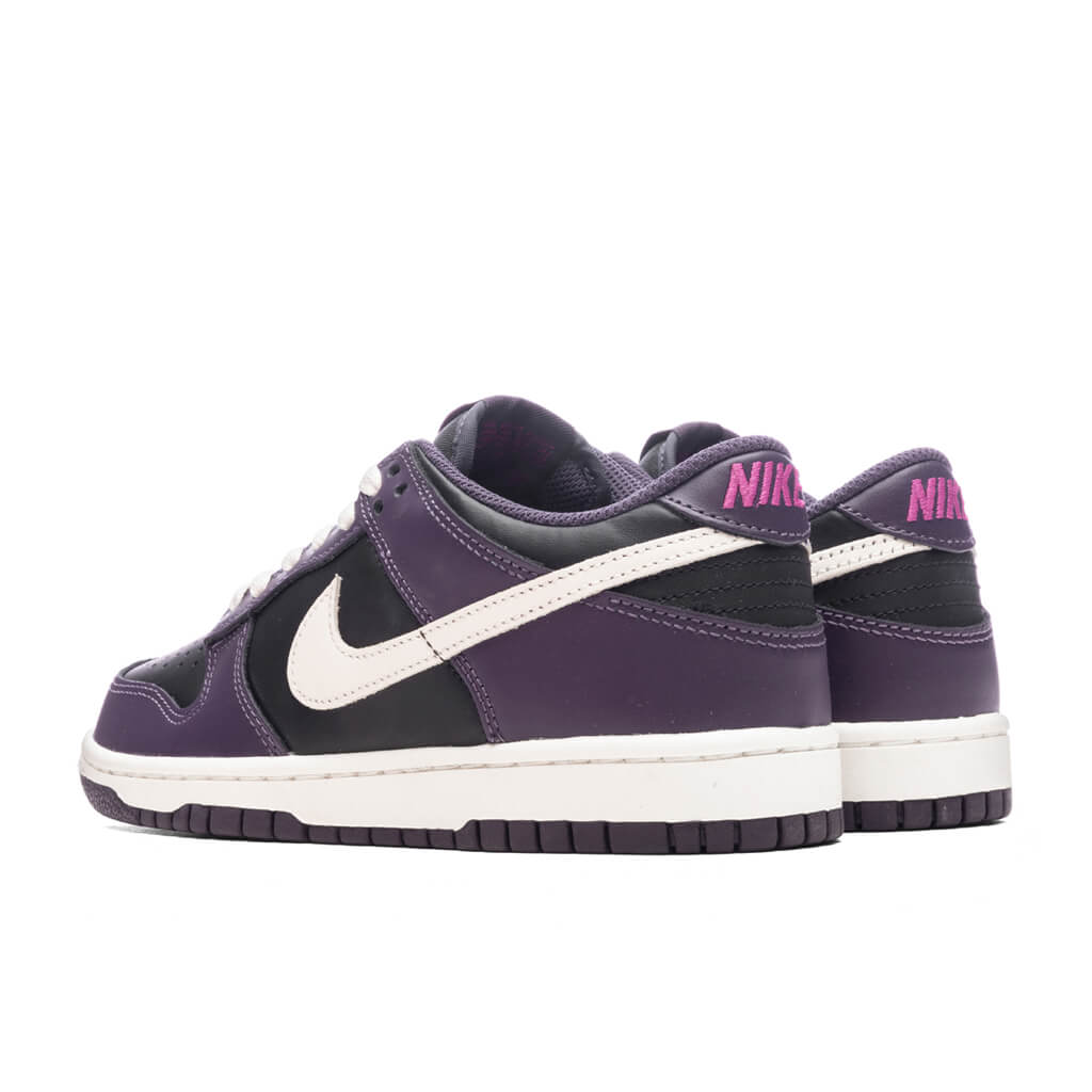 Nike Dunk Low selling Blueberry SZ 2.5Y