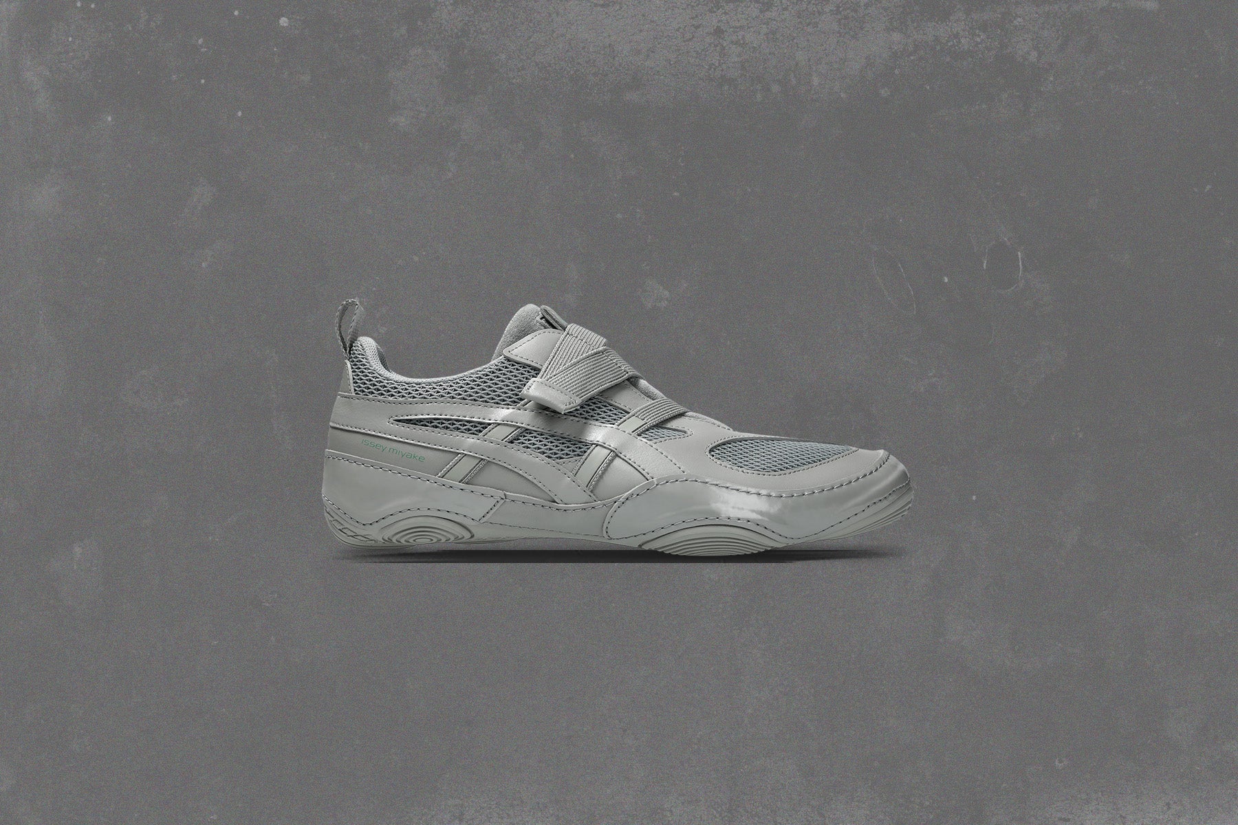 ASICS x Issey Miyake Hyper Taping - Grey/Grey – Feature