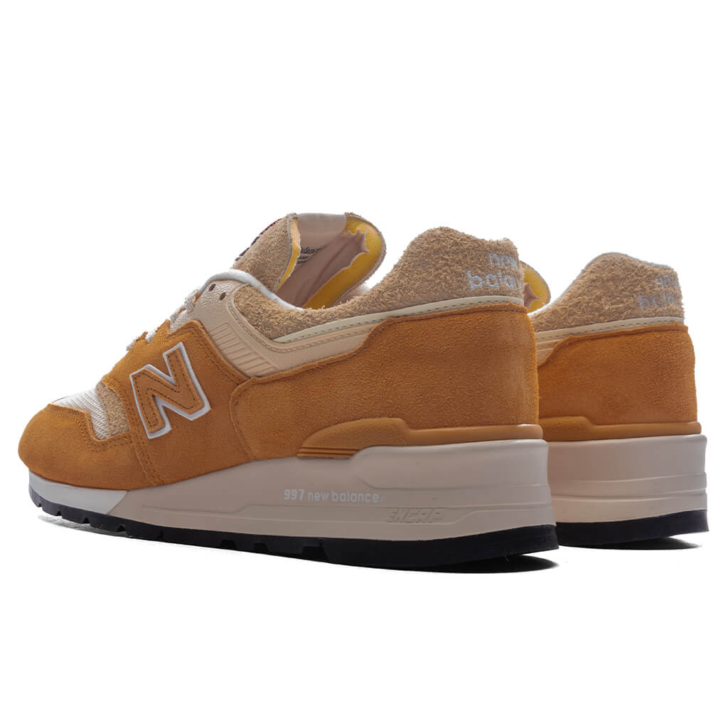 Made in USA 997 - Dried Apricot/Calcium/White – Feature