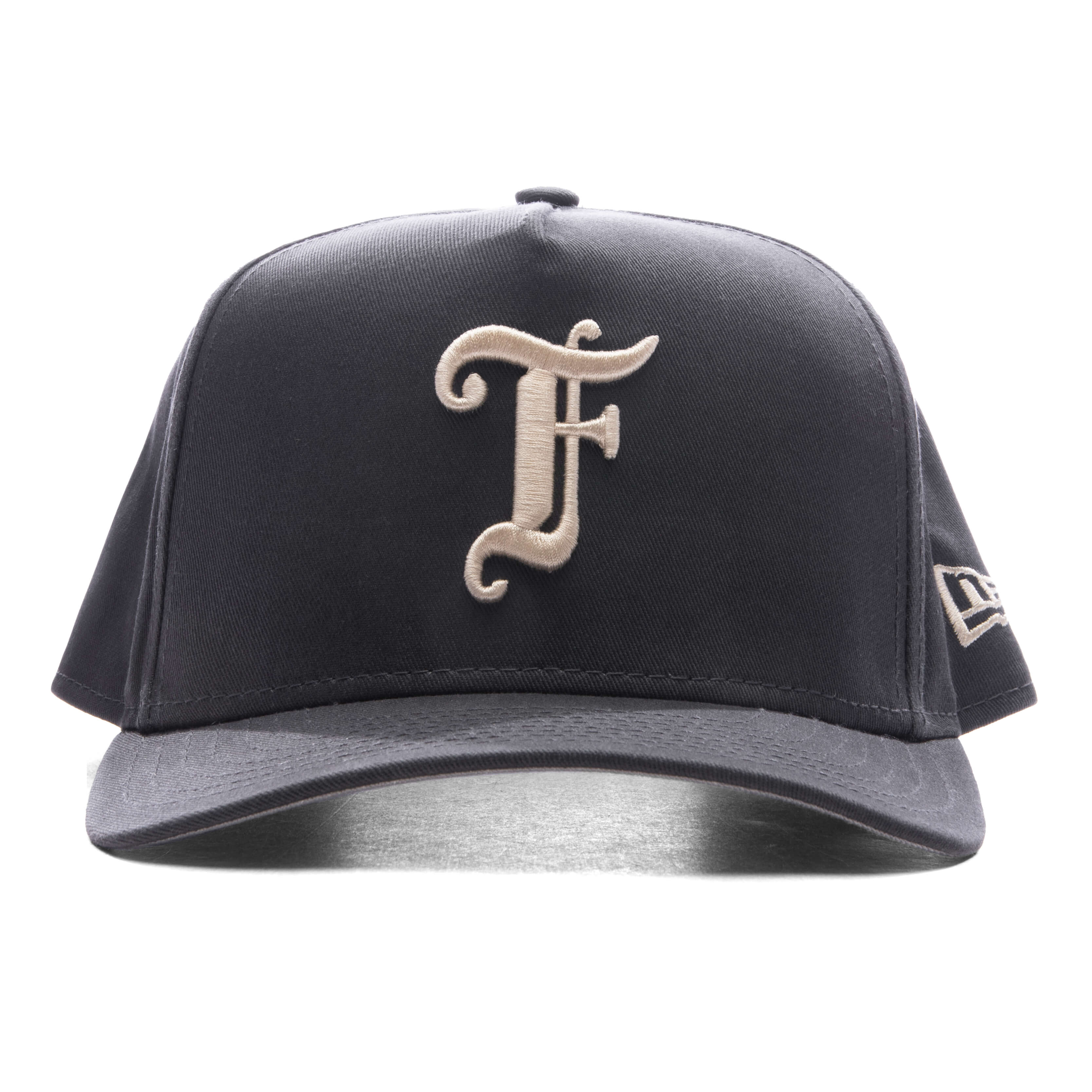 FEATURE x New Era 9FIFTY Curved A-Frame Old English F Snapback