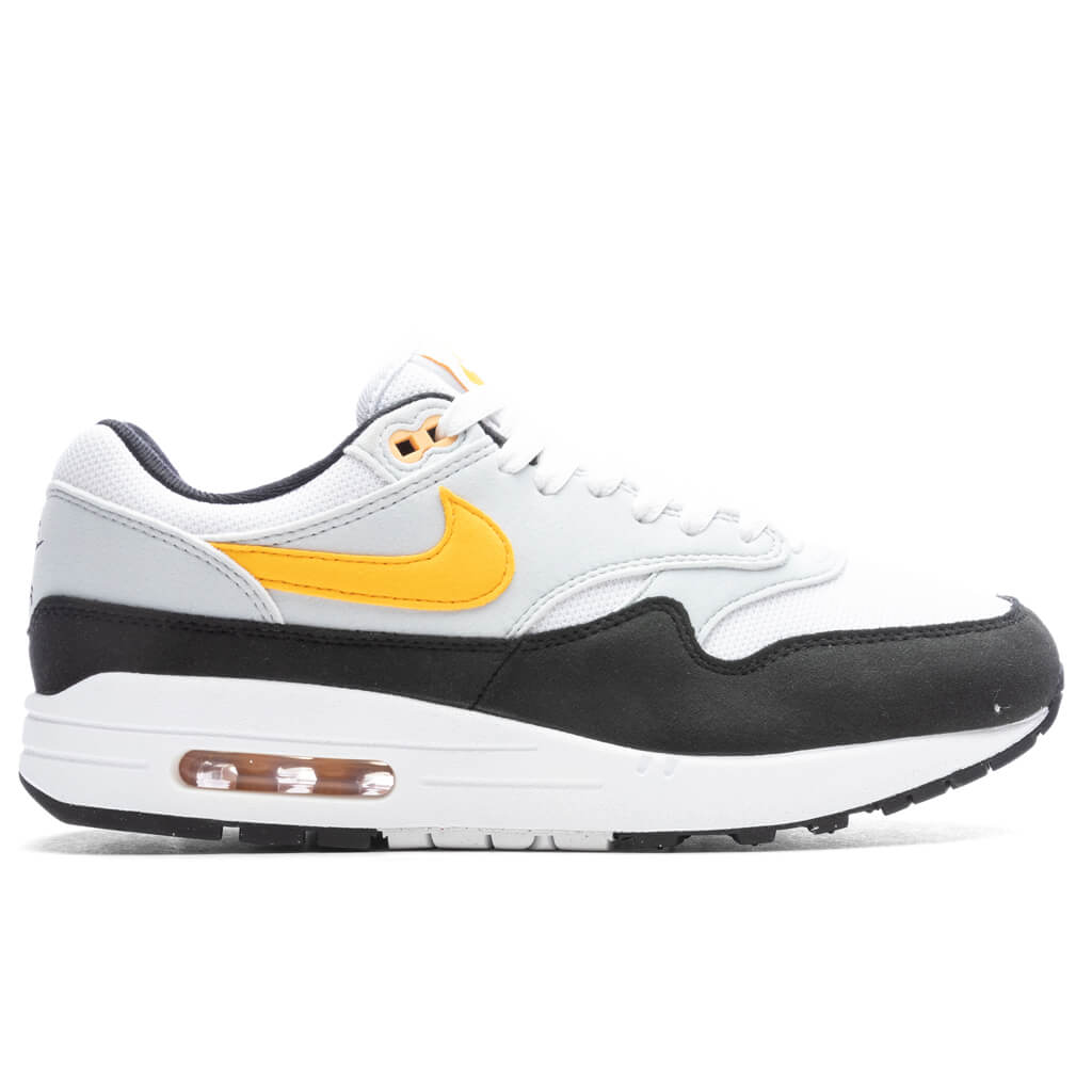 \'Steelers\' White/University Air Gold/Black Max 1 – Feature -