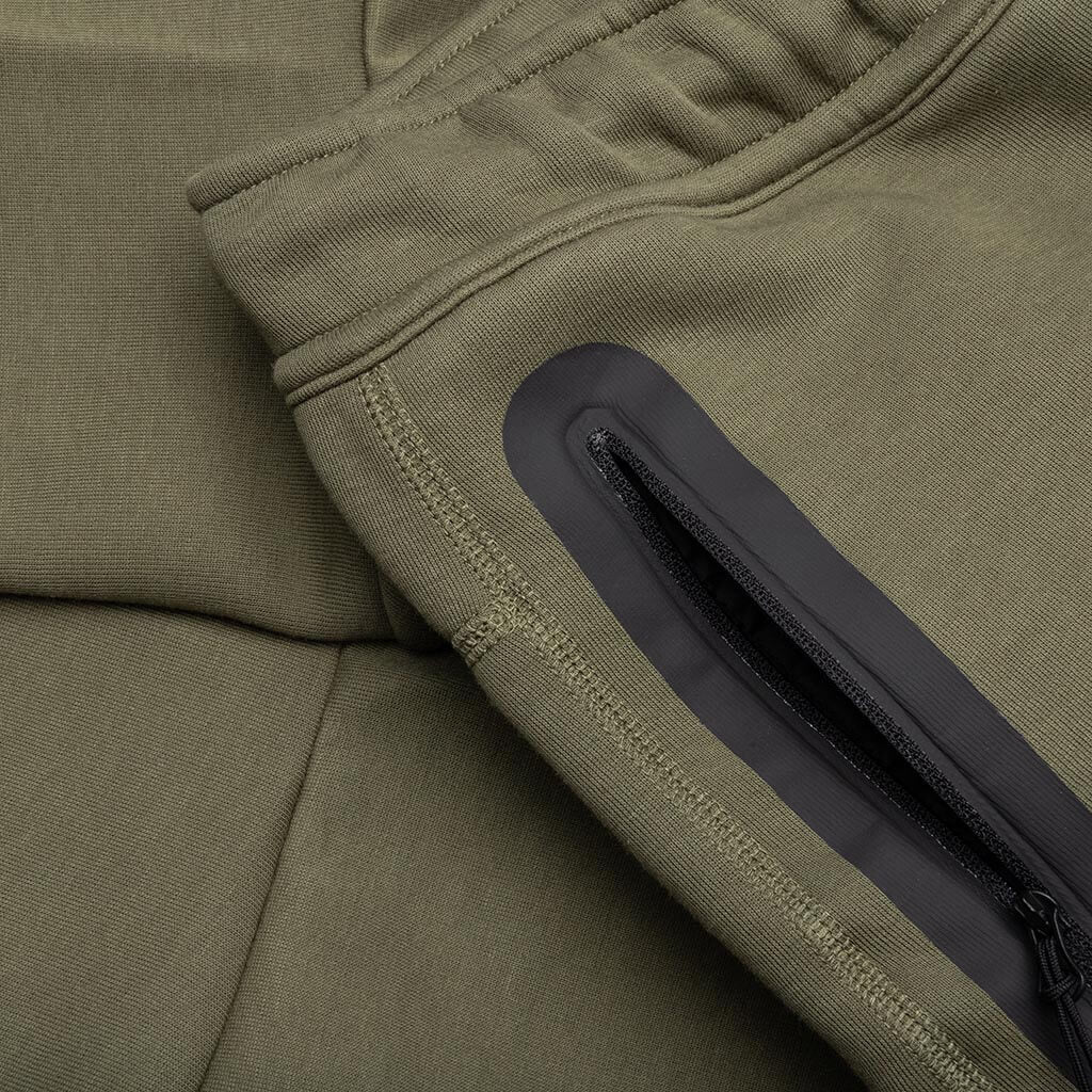 Sportswear Tech Fleece Slim Fit Joggers - Medium Olive/Black – Feature