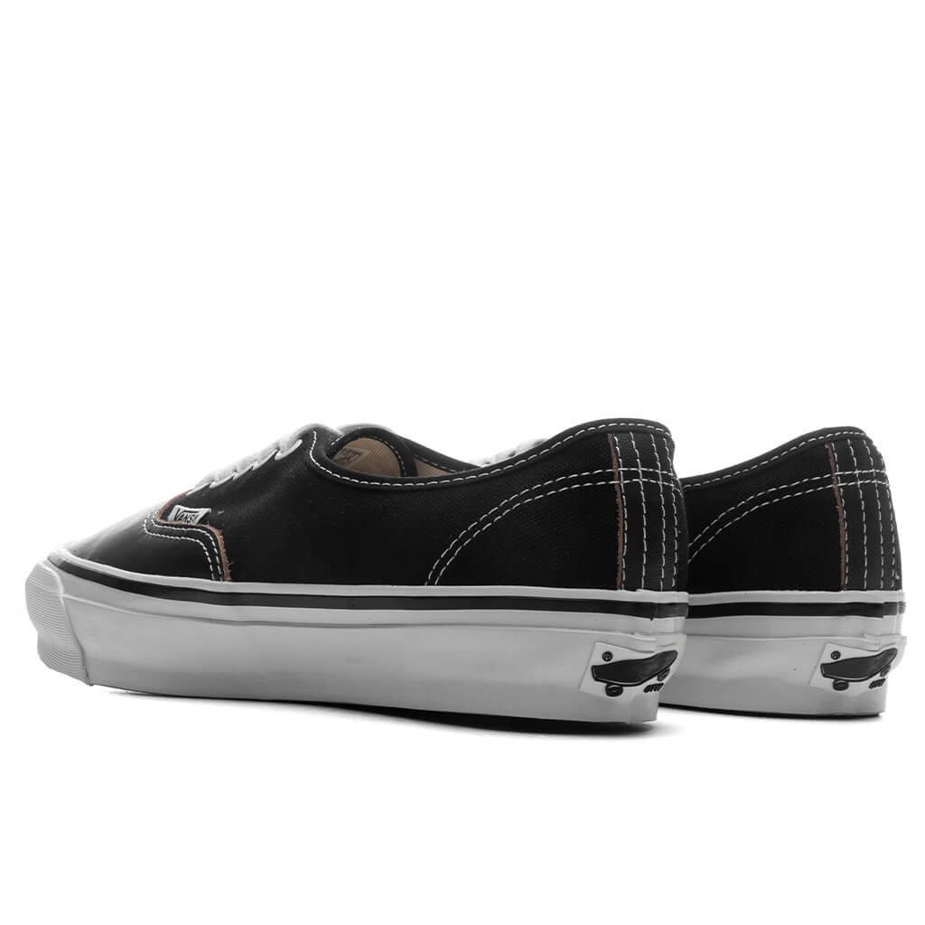 OTW Premium Authentic 44 Siped Vibram - Black – Feature