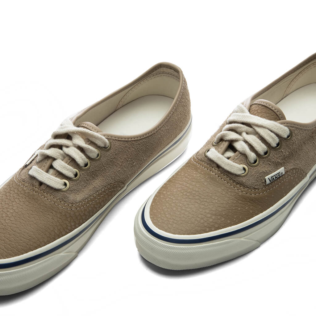 OTW Premium Authentic 44 Siped - Vibram Amphibian – Feature
