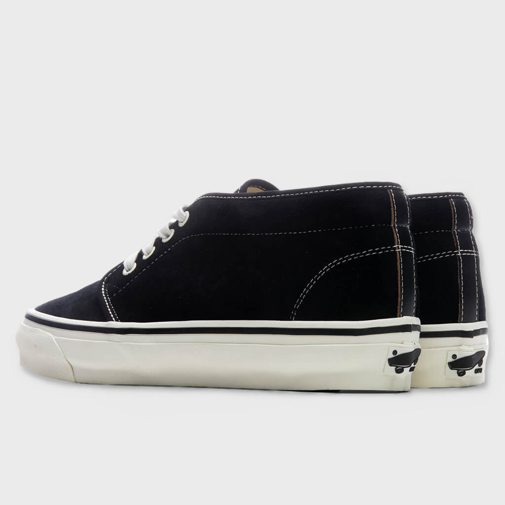 OTW Premium Chukka 49 Vibram - Black – Feature