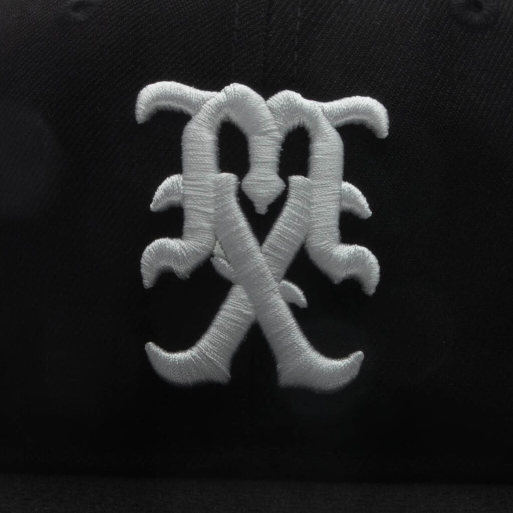Saint M6 x New Era Celebrity Cap - Black – Feature