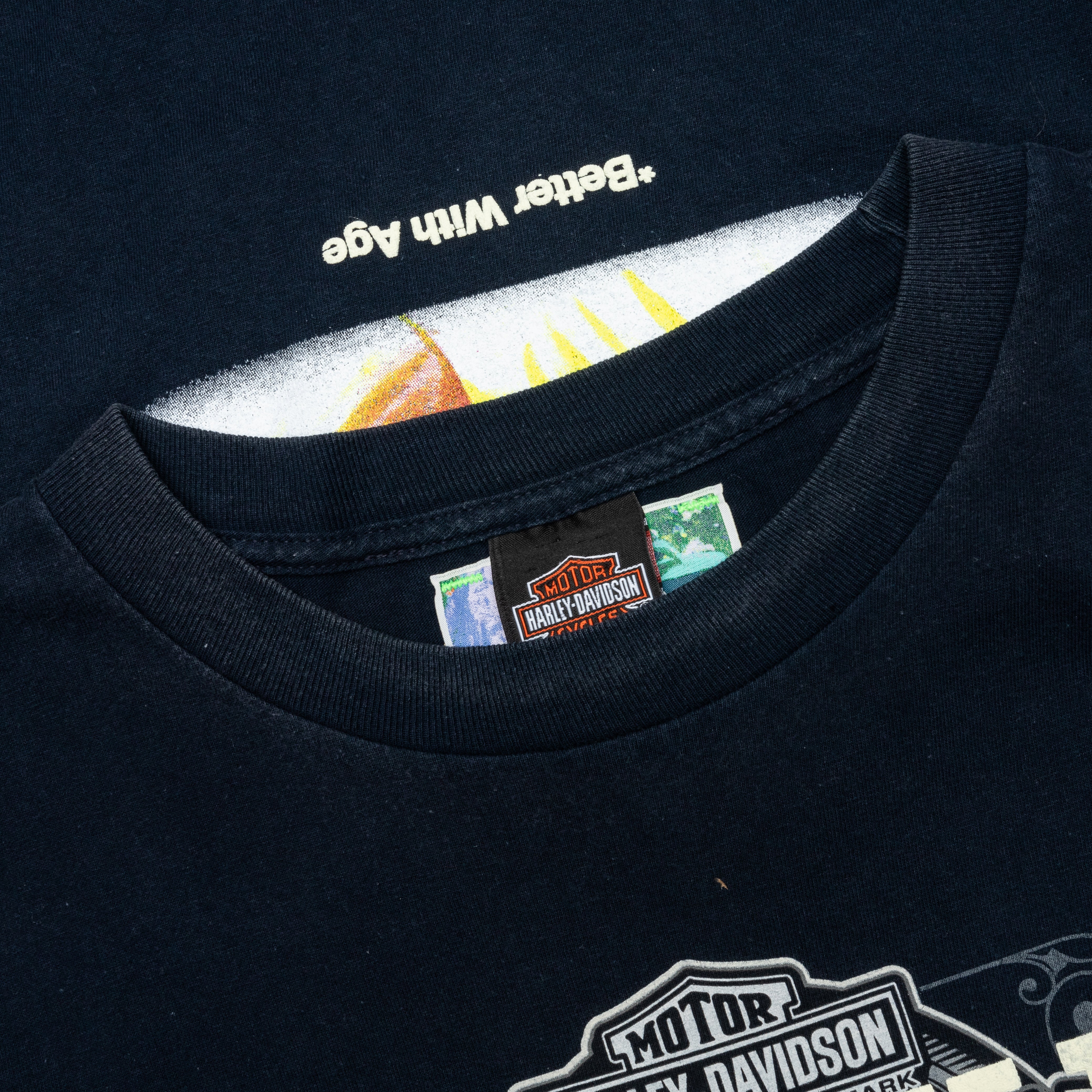 Story Tee - Multi – Feature