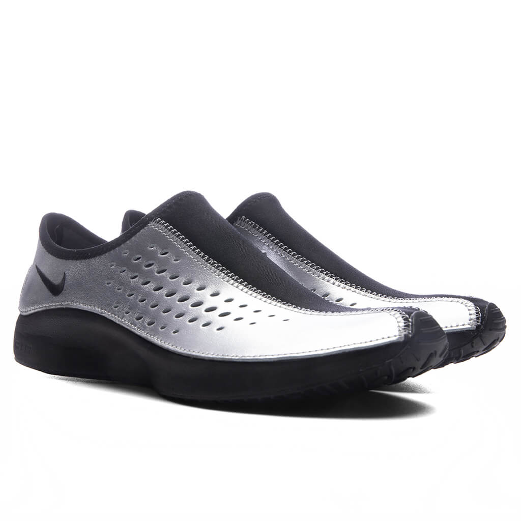 Women's Air Superfly Moc - Metallic Silver/Black Feature Women's Air Superfly Moc - Metallic Silver/Black Feature