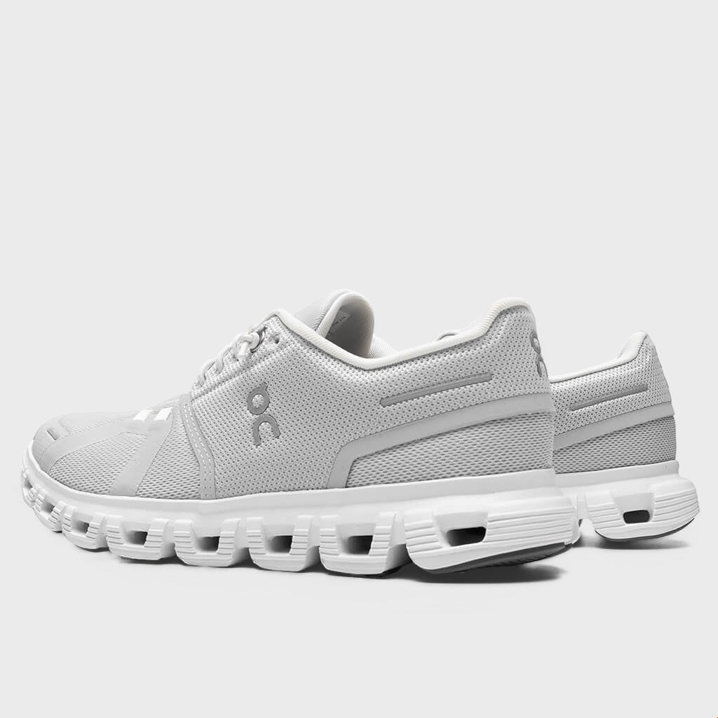 Cloud 6 - Glacier/White – Feature