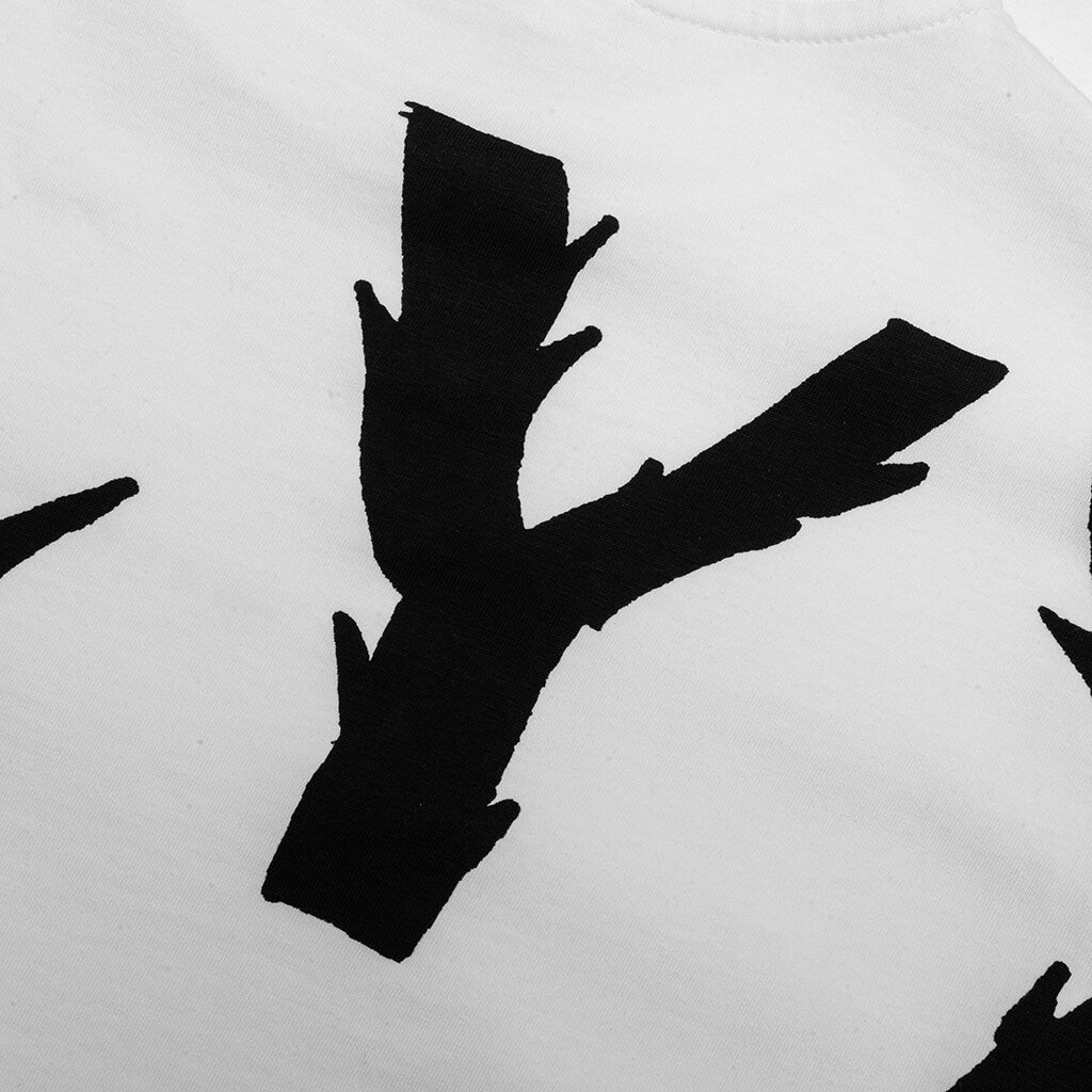 ロゴ グラフィック S/S T シャツ - ホワイト – Feature ロゴ グラフィック S/S T シャツ - ホワイト – Feature