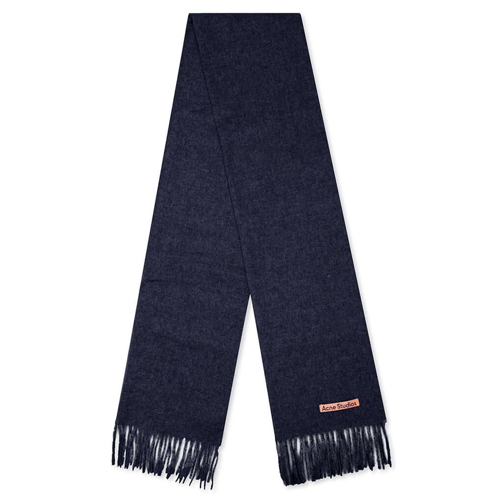 Narrow Wool Fringe Scarf Navy Blue Feature