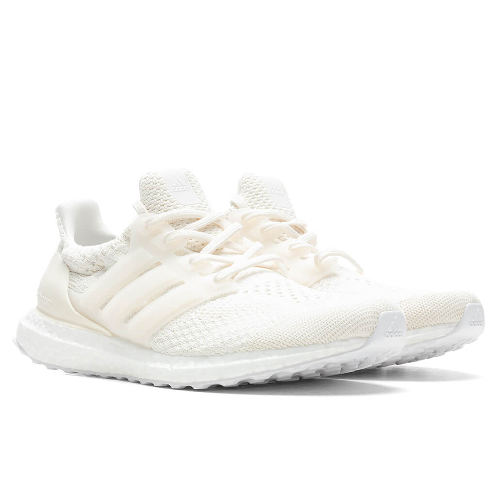 Ultraboost 5.0 DNA - Chalk White/White Feature Ultraboost 5.0 DNA - Chalk White/White Feature
