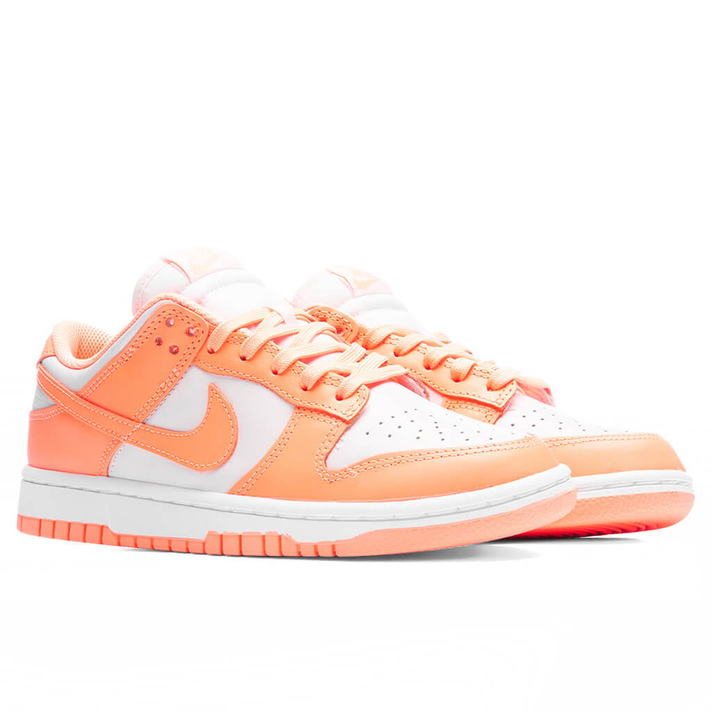 Women's Dunk Low - Peach Cream/White â Feature