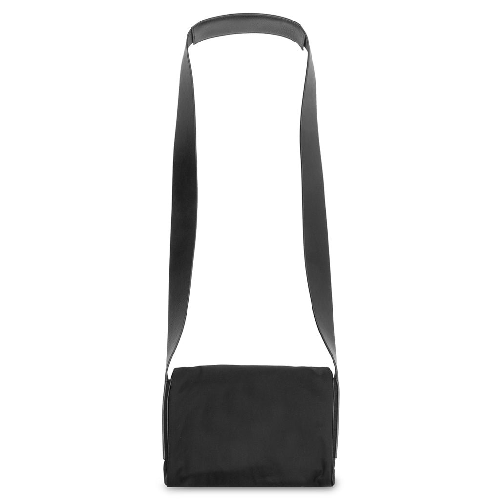 Crossbody Black Feature