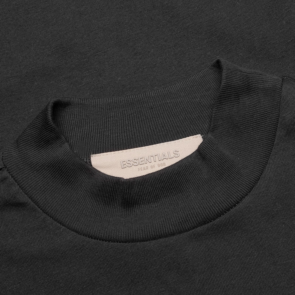 Essentials outlets Fear of God Kids Black Big E Pocket T-shirt