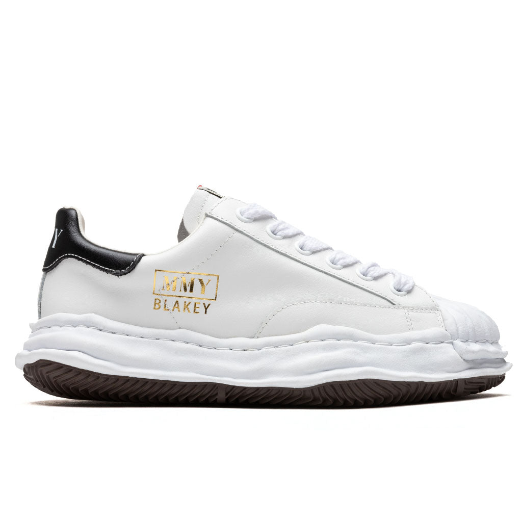 Blakey Low Leather - White – Feature