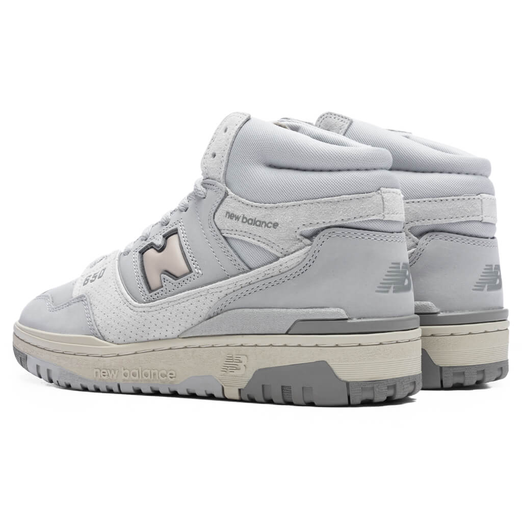 650R - White/Aluminum â Feature