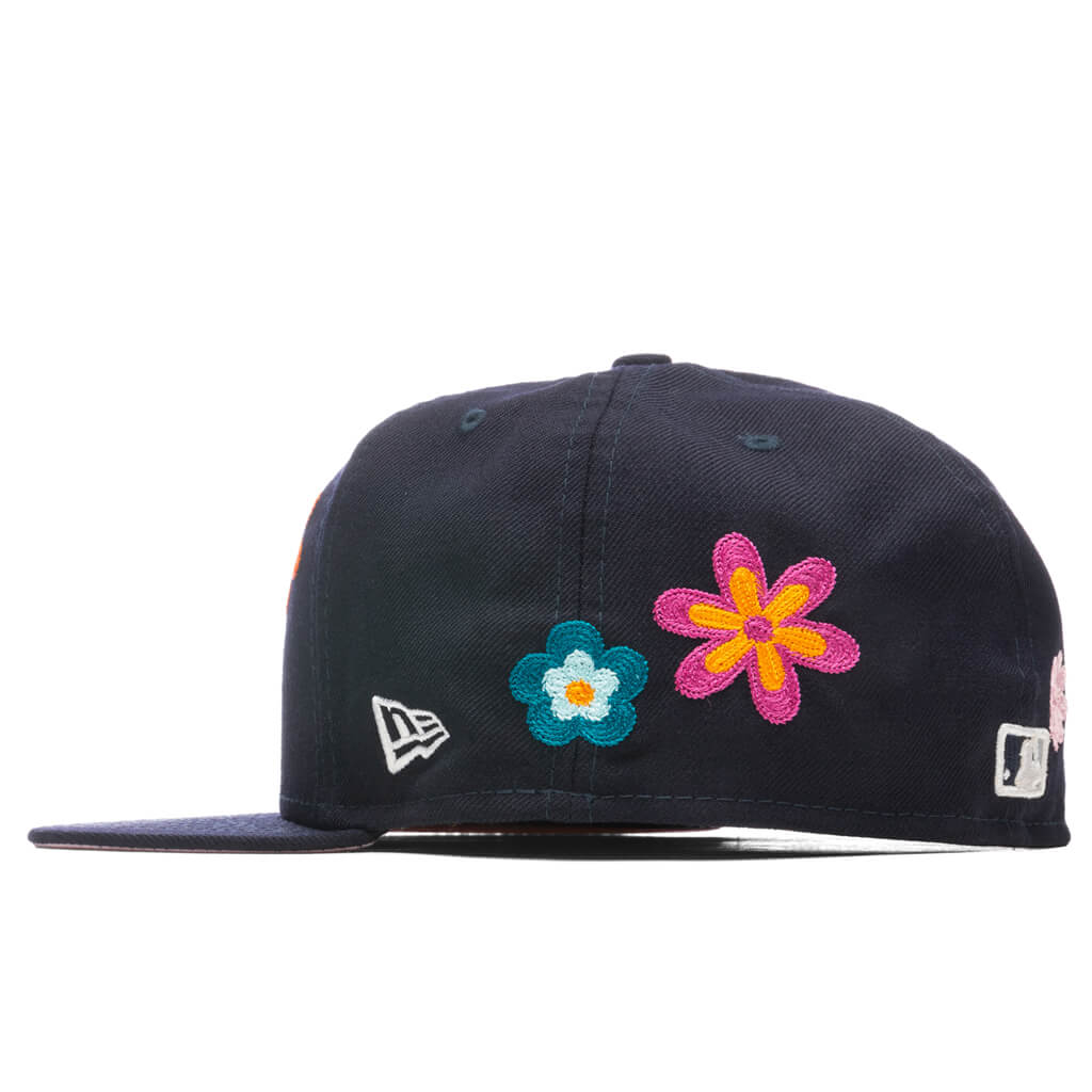 Sakura Light Side 59Fifty Fitted Cap by New Era