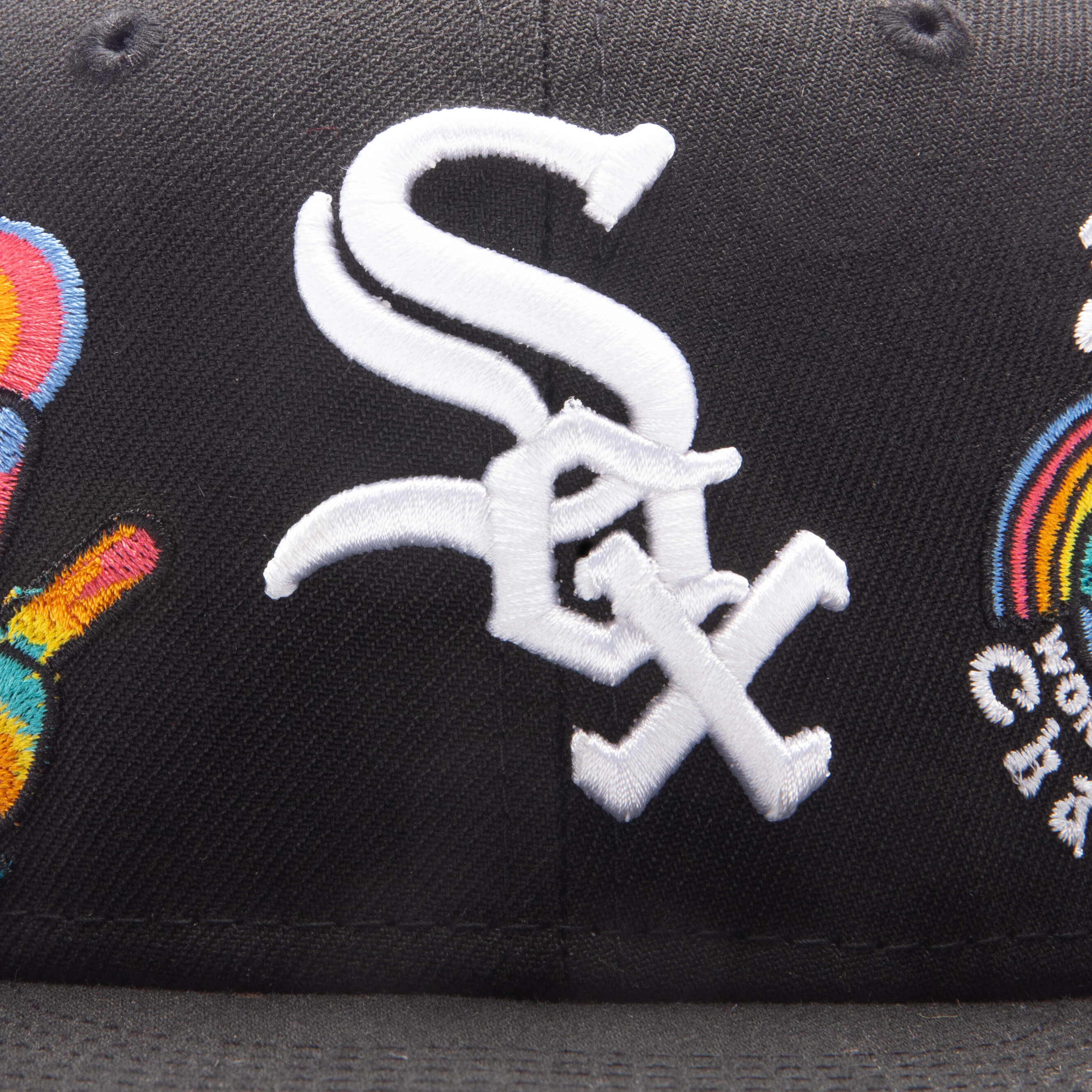 Shop New Era 59Fifty Chicago White Sox Groovy Fitted Hat 60288049 black