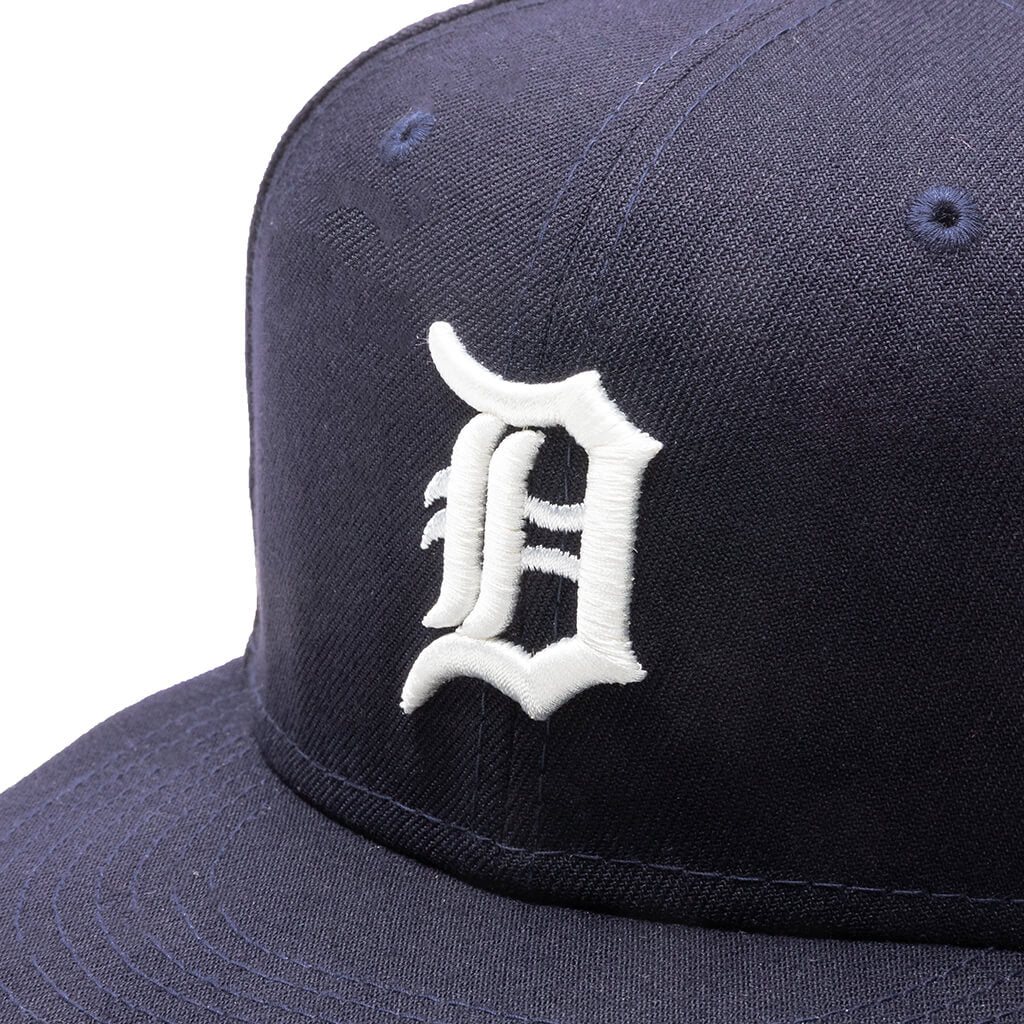 Detroit Tigers New Era Optic 59FIFTY Fitted Hat - White/Navy