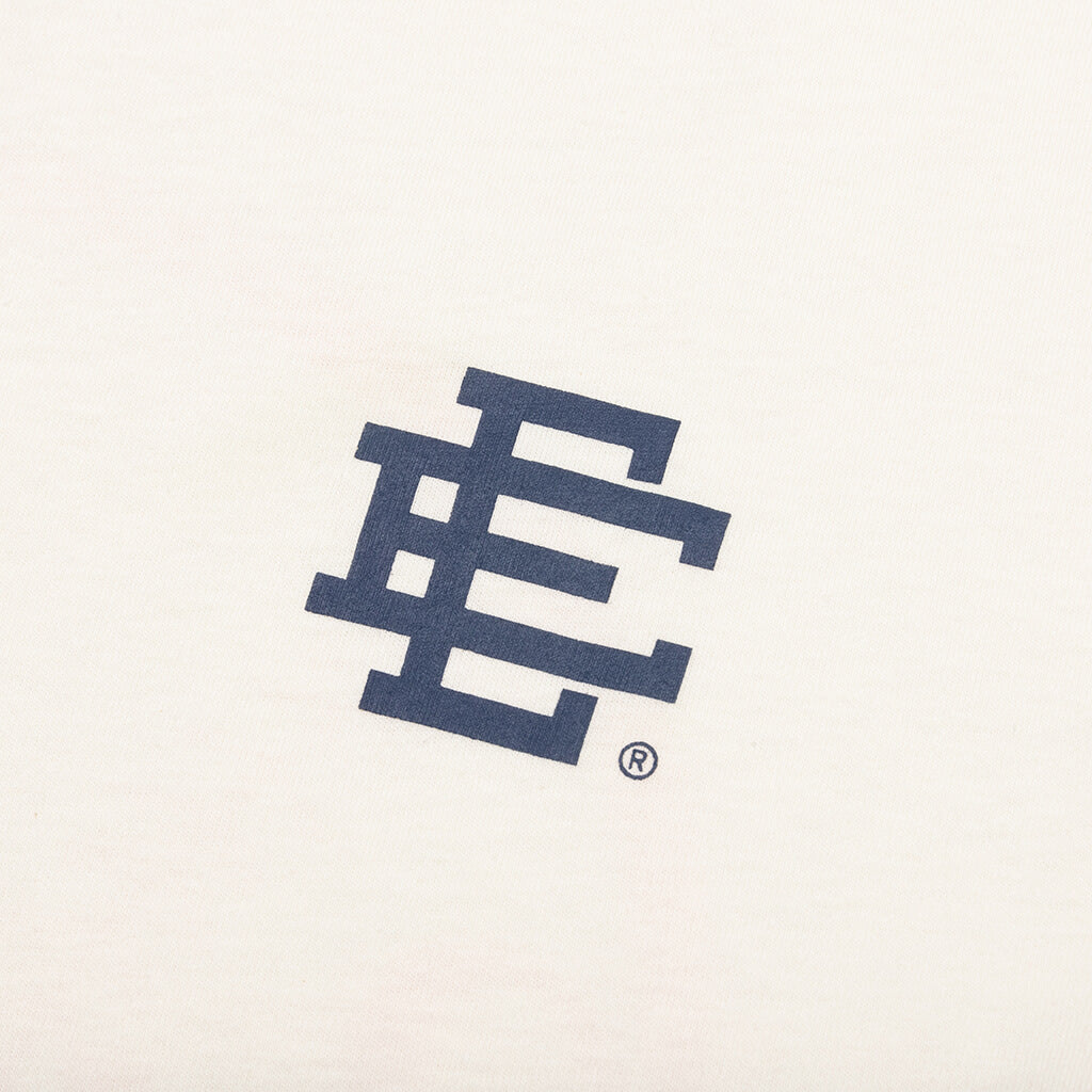 New Era x Eric Emanuel S/S T-Shirt - New York Yankees – Feature