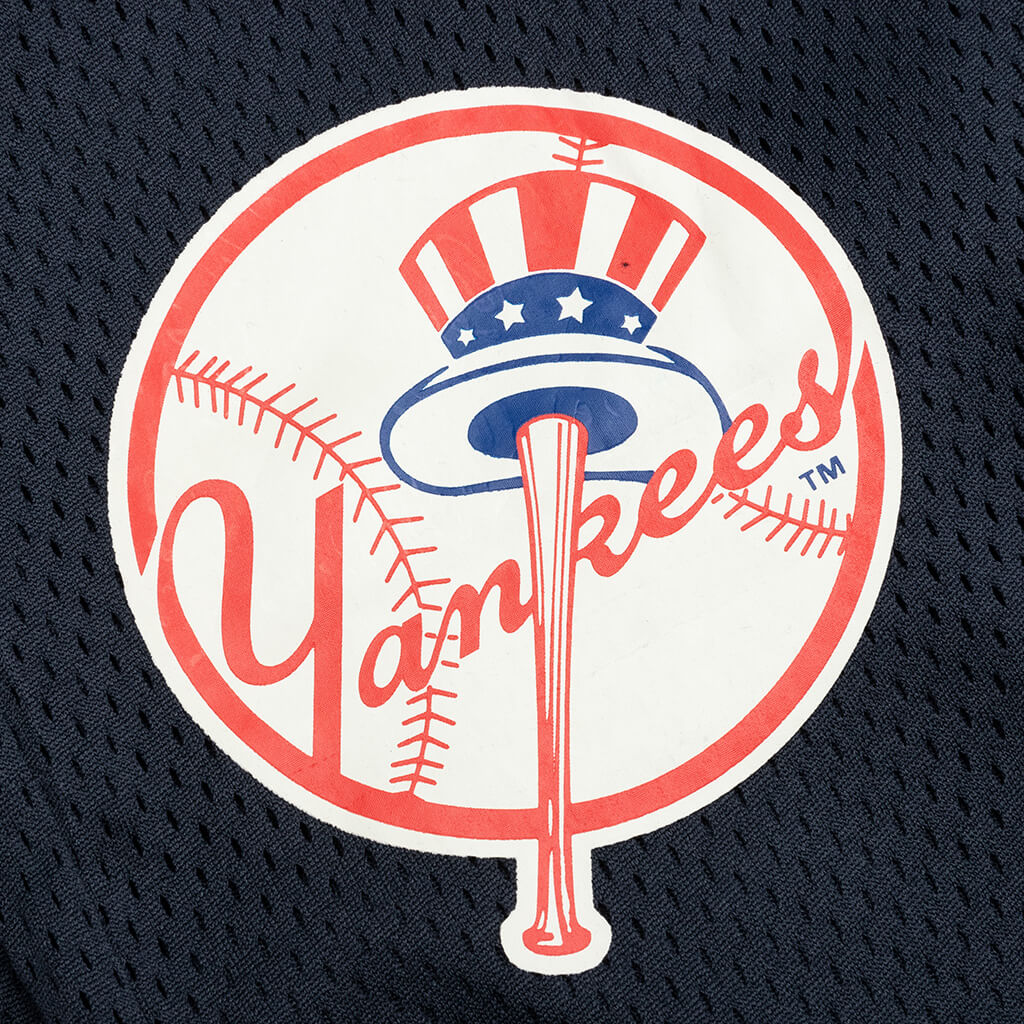 New Era x Eric Emanuel Shorts - New York Yankees – Feature