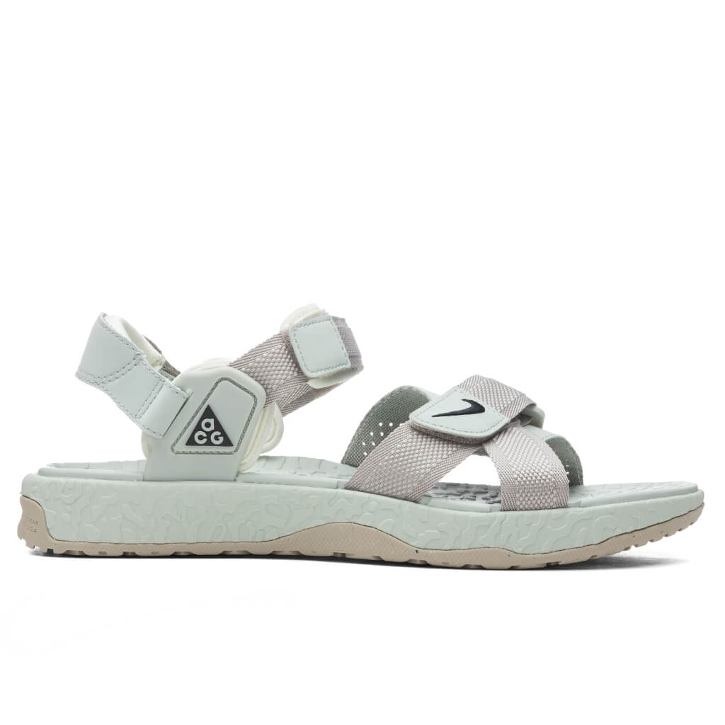 nike air deschutz cream