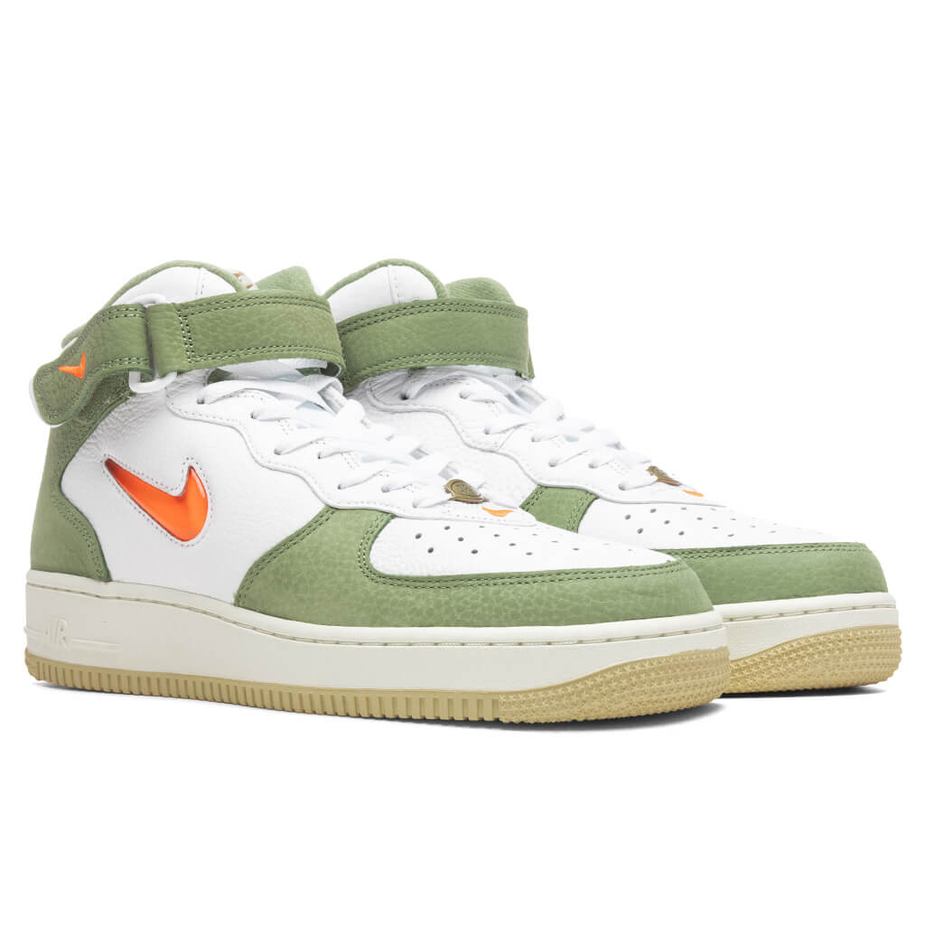 Air Force 1 White/Green🍏 10 - SOLD 10.5 - SOLD 11 - SOLD 12 - SOLD 13 -  SOLD $90(Under Retail🚨)