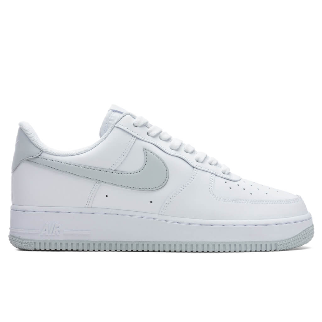 07 air force ones white