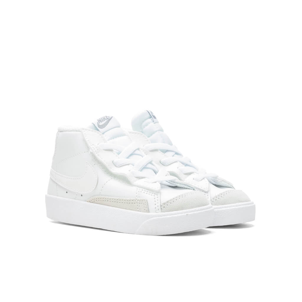 blazer mid 77 orewood brown on feet