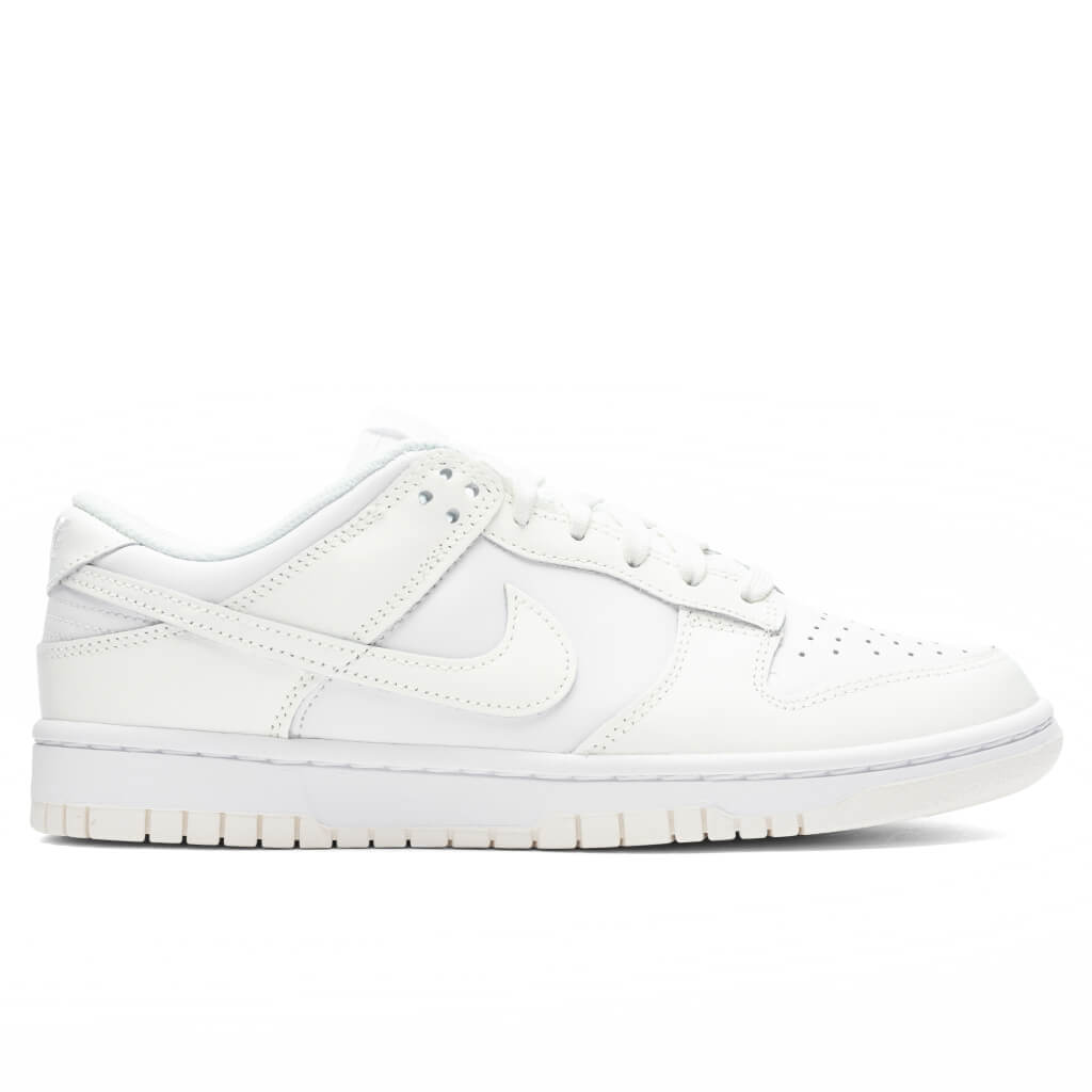 Women's Dunk Low - White/Sail/White â Feature