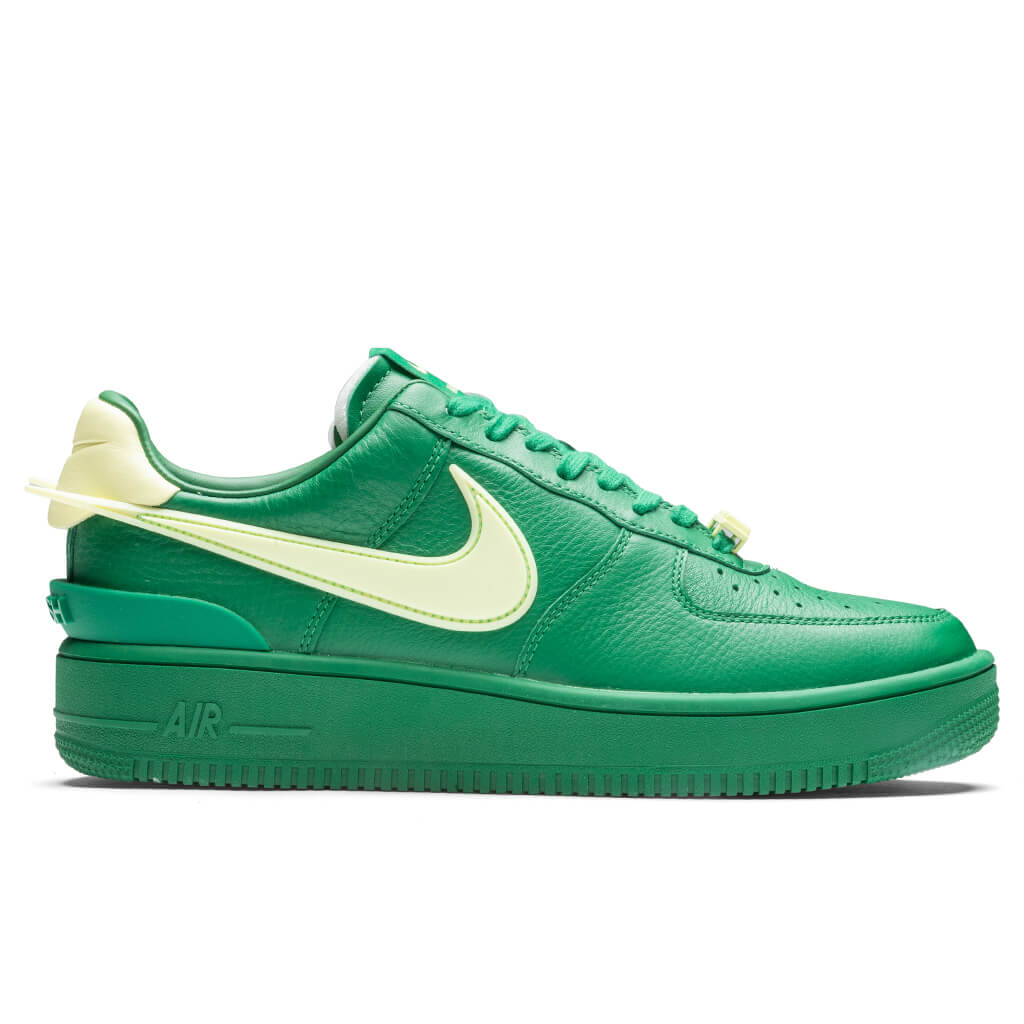 Green Sport Shoes Nike Air Force 1 Utility, Size: 41 To 43