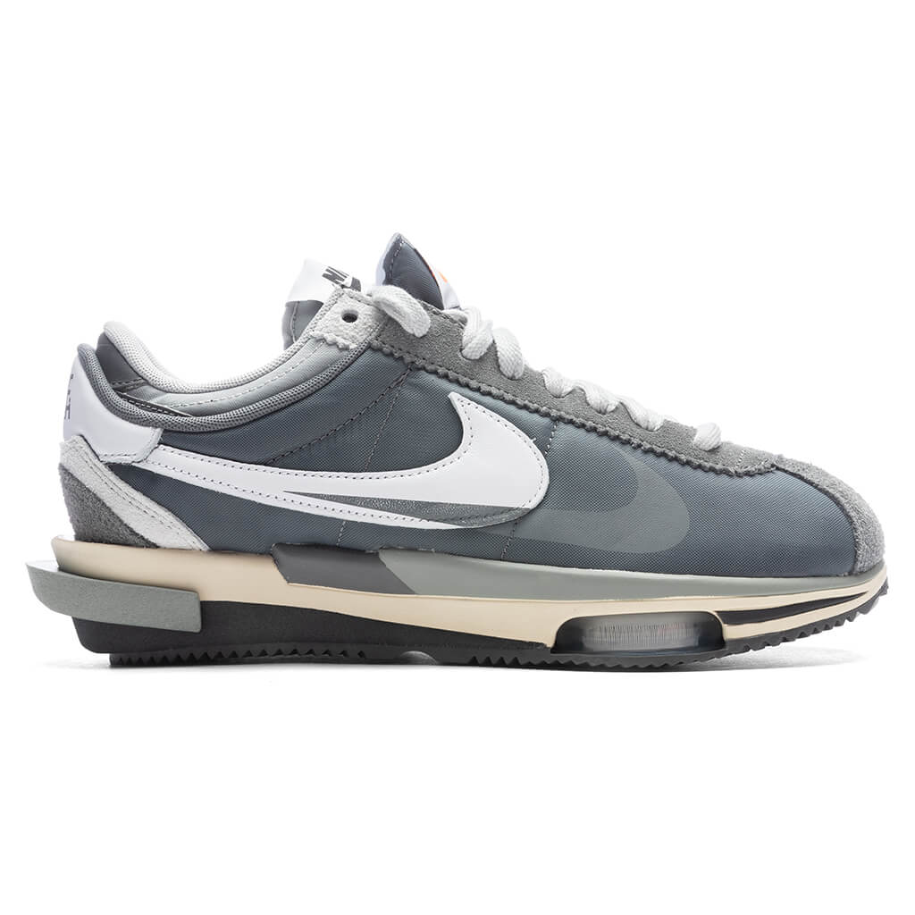 Nike x Sacai Zoom Cortez 4.0 - Iron Grey/White/Light Cream