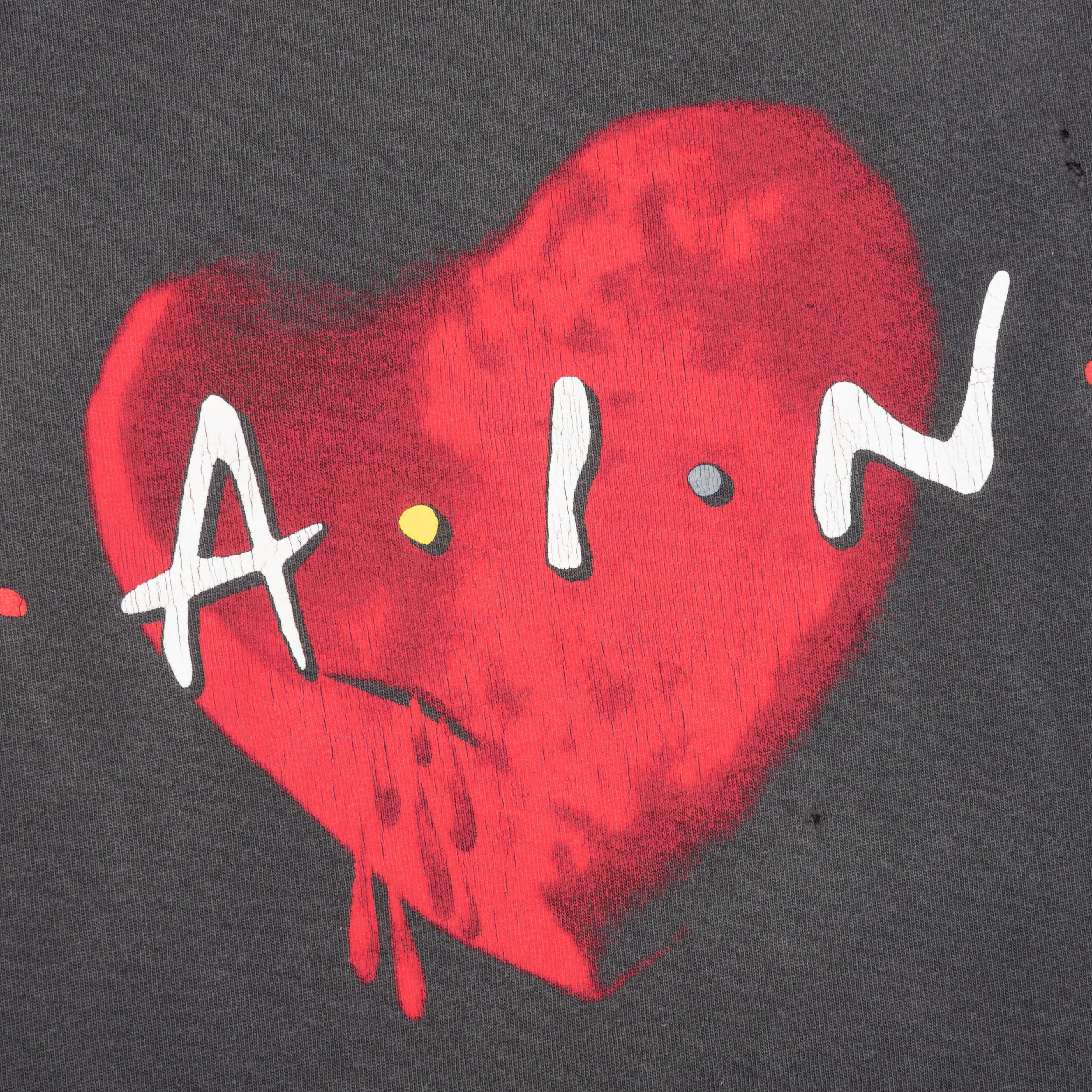 Heart S/S Tee - Black – Feature