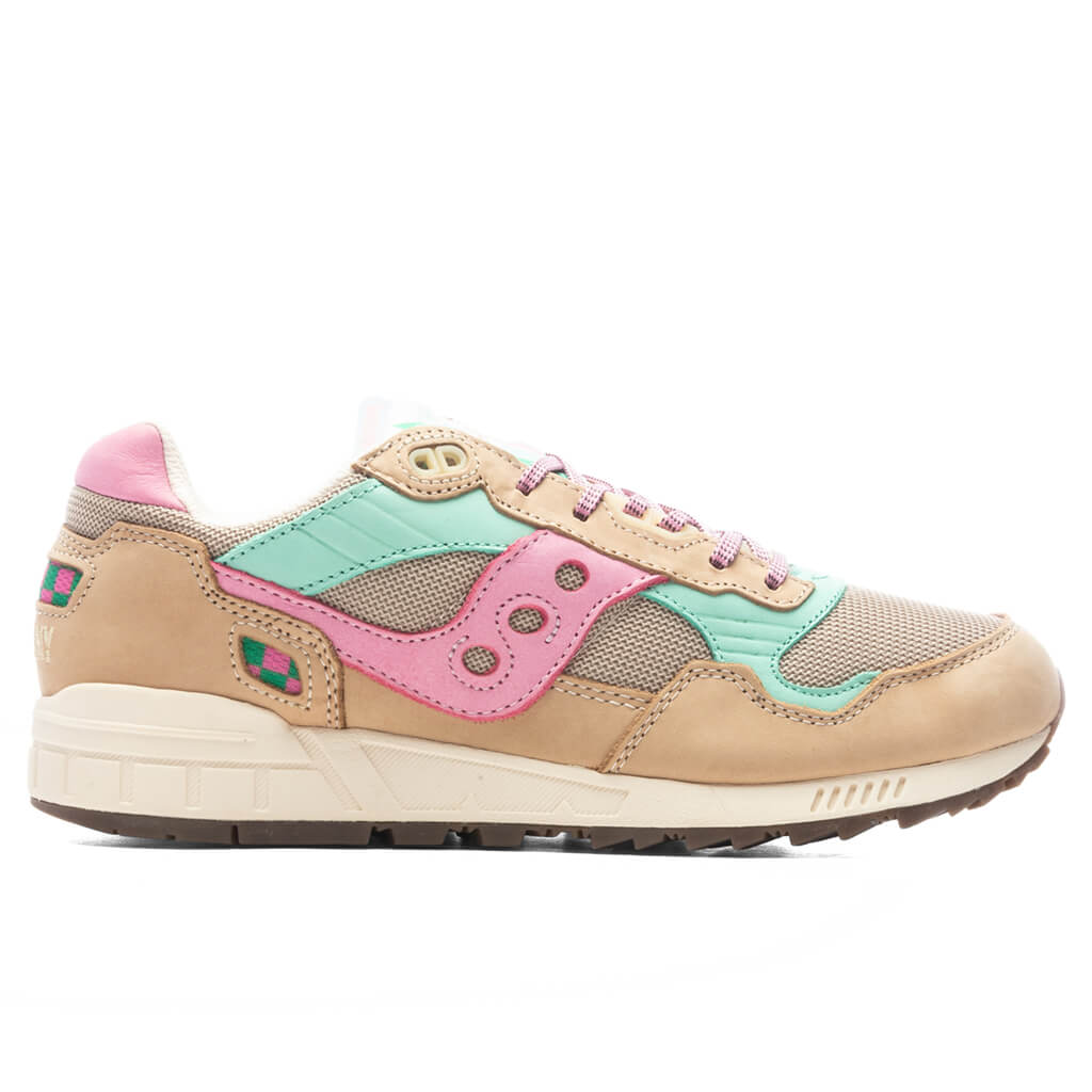 Saucony hurricane best sale 16 mens pink