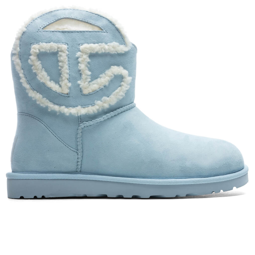 UGG x Telfar Logo Mini Blue – Feature