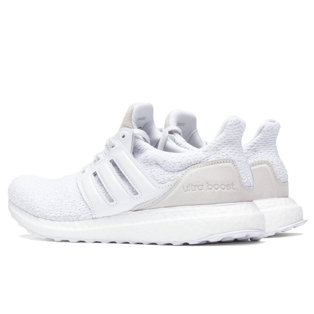 ultraboost cloud white