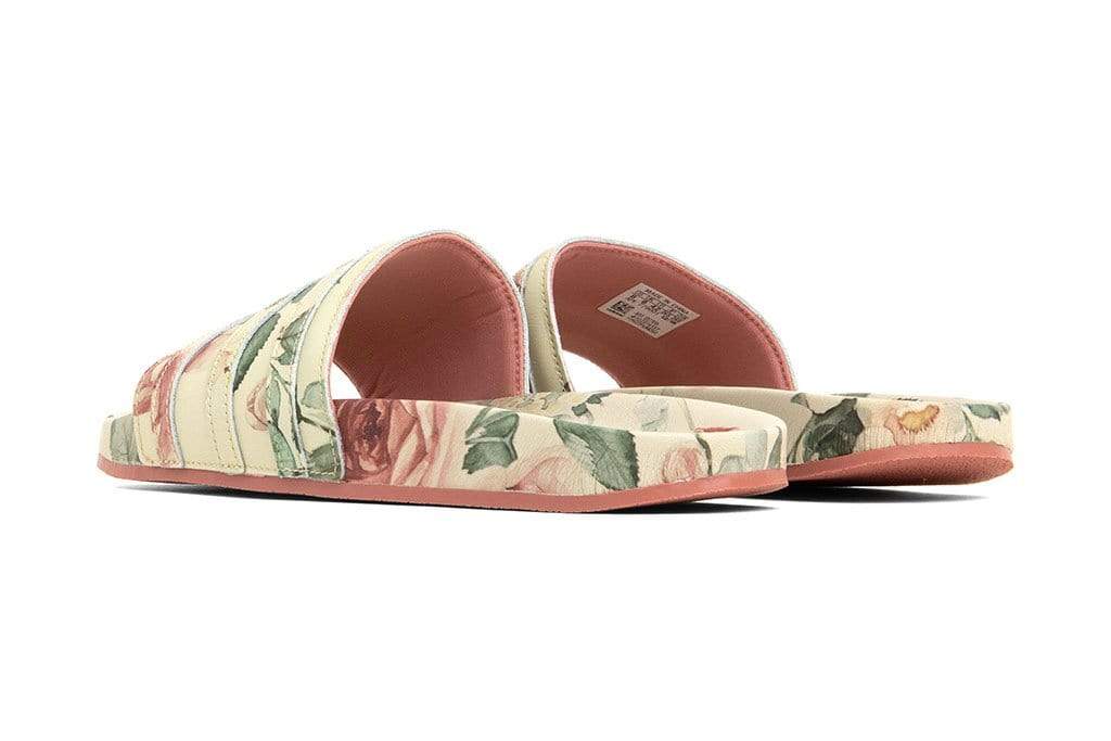 eric emanuel adilette slides